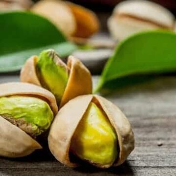 do-pistachios-go-bad
