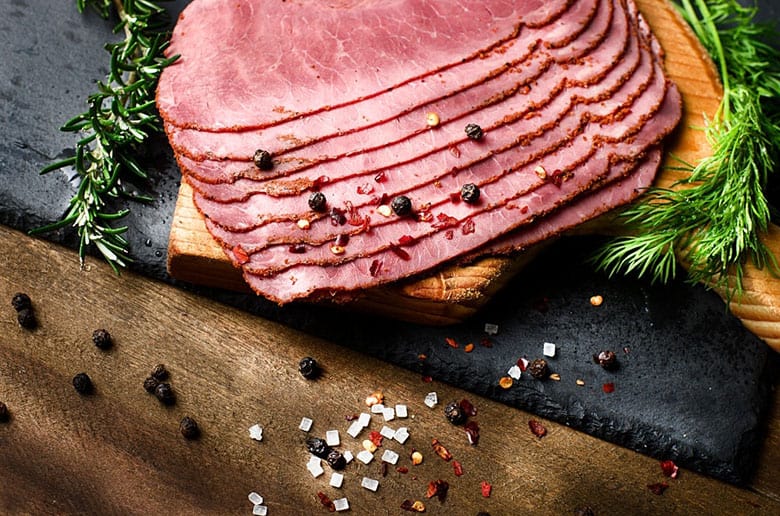 What Does Pastrami Taste Like? Does Pastrami Taste Good? | EatDelights