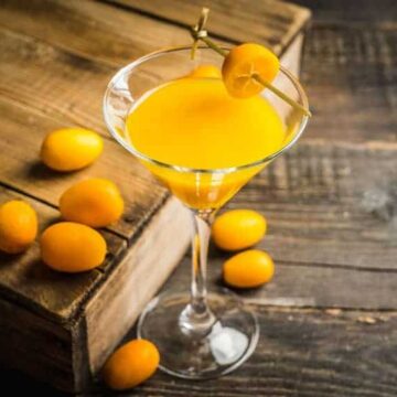 what does kumquat taste like