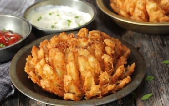 How to Reheat Blooming Onion - The Best Ways