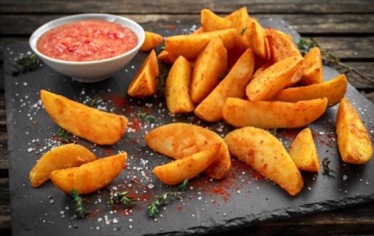 can you eat leftover potato wedges