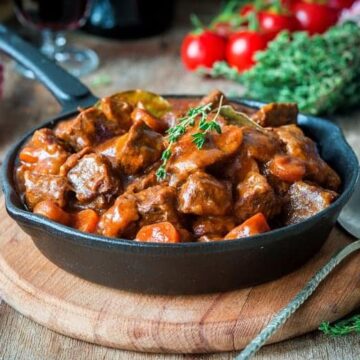 what to serve with beef bourguignon