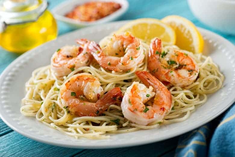 What to Serve with Shrimp Scampi – 11 BEST Side Dishes