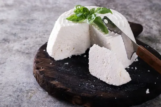 how to tell if ricotta cheese is bad
