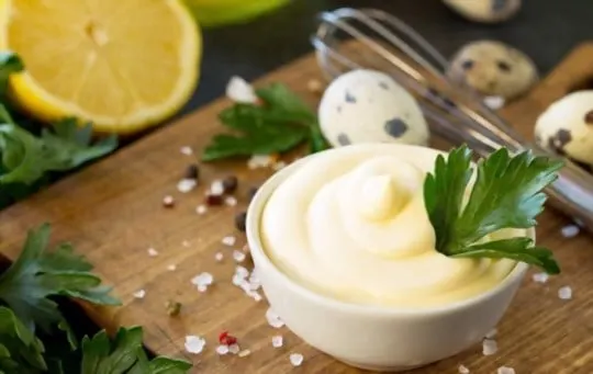 what does mayonnaise smell like