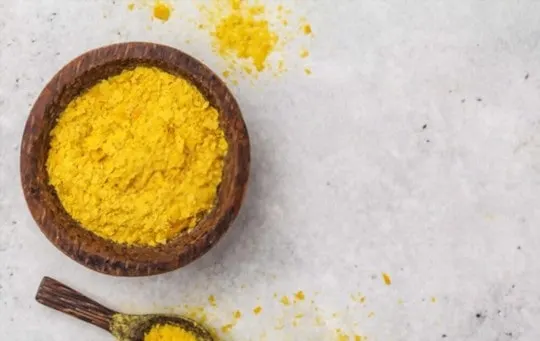 what does nutritional yeast smell like