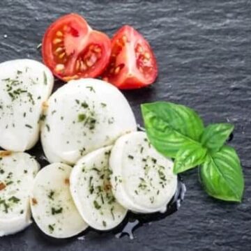 can you freeze mozzarella cheese