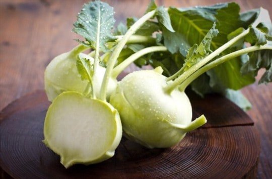 how to buy and store kohlrabi
