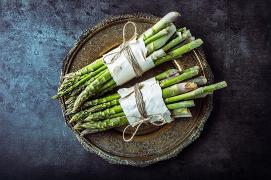 how to store asparagus