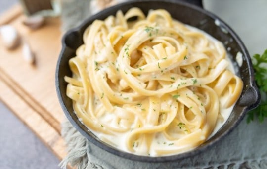 fettuccine alfredo