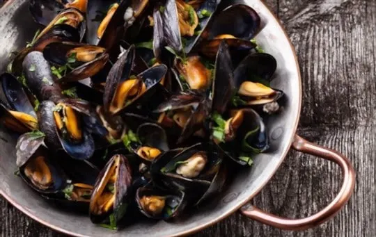 how to freeze cooked mussels