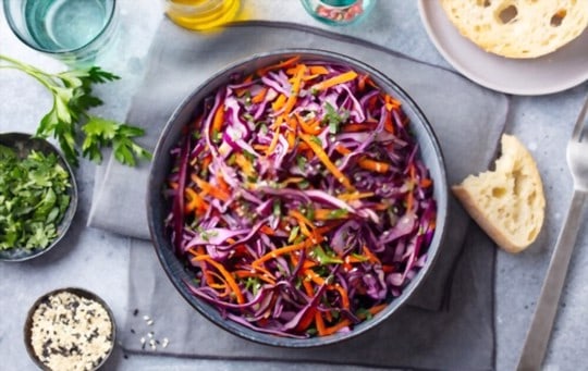 red cabbage coleslaw