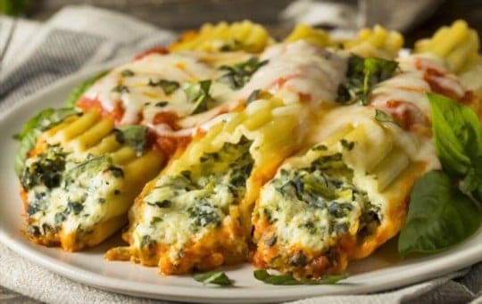 What to Serve with Manicotti - 10 BEST Side Dishes