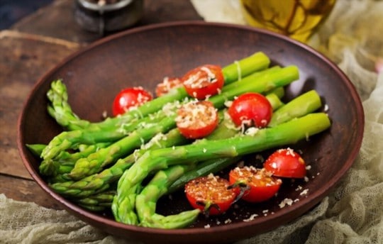 asparagus and tomatoes