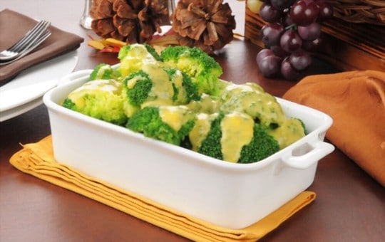 broccoli with cheese sauce