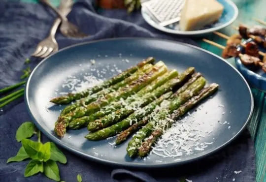 grilled asparagus with parmesan cheese