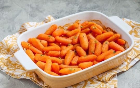 honeyglazed carrots with pecans