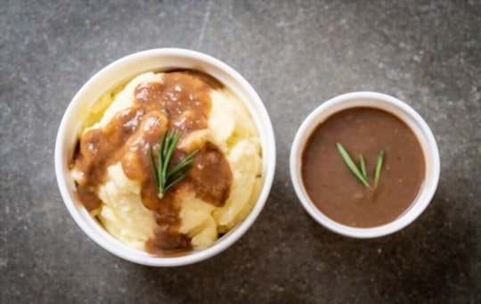 mashed potatoes and gravy