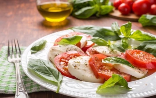 what to serve with caprese salad best side dishes