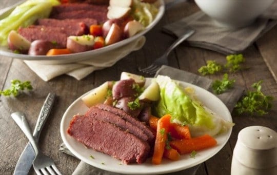 What to Serve with Corned Beef? 8 BEST Side Dishes