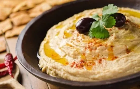 What to Serve with Hummus? 8 BEST Side Dishes
