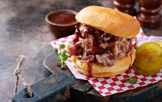 What to Serve with Pulled Pork Sandwiches? 8 BEST Side Dishes