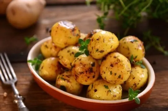 garlicbutter roasted potatoes