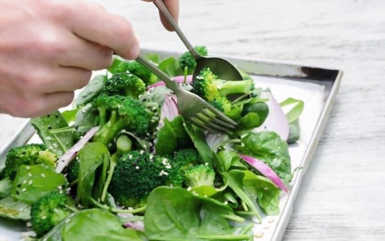 simple green side salad