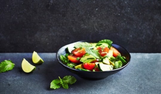 tomato and avocado salad