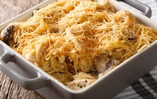 What to Serve with Chicken Tetrazzini? 8 BEST Side Dishes