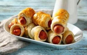 what to serve with pigs in a blanket