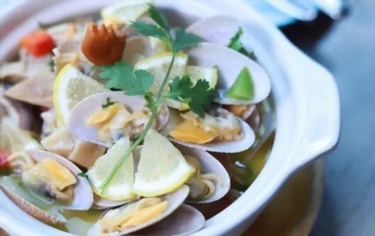 What To Serve With Steamed Clams? 7 BEST Side Dishes