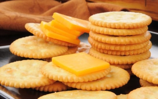 crackers and cheese