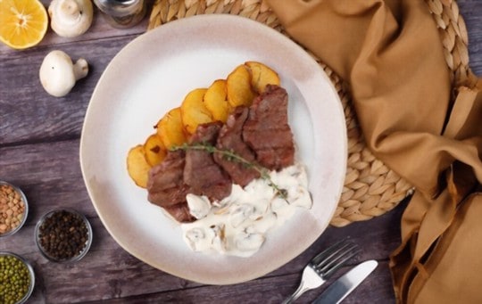 grilled hanger steak with portabello mushrooms