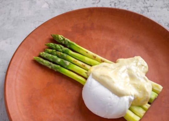 parmesan asparagus spears