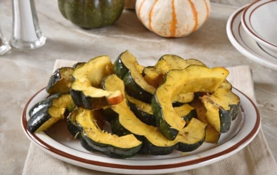 roasted acorn squash with thyme