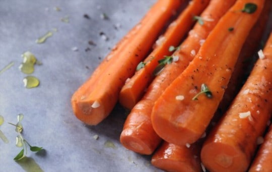 roasted carrots with garlic and oil