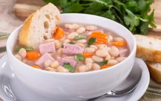 What To Serve With Ham And Bean Soup? 8 BEST Side Dishes