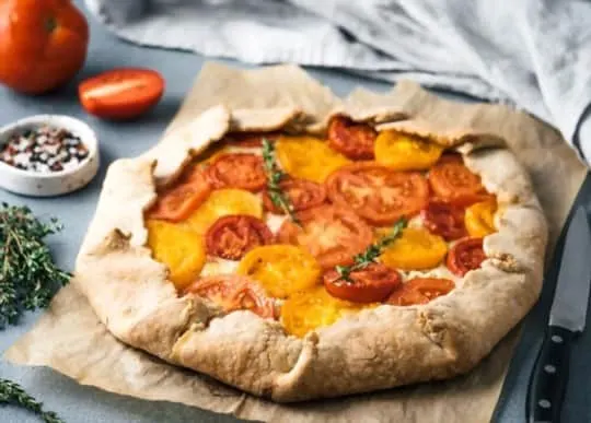 what to serve with tomato pie best side dishes