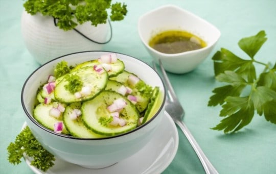 cucumber salad with pistachios
