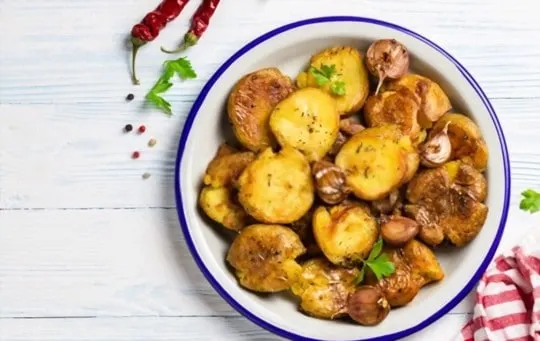 garlic parmesan roasted potatoes