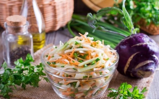 kohlrabi salad