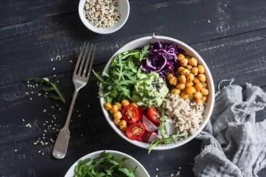 rainbow quinoa salad