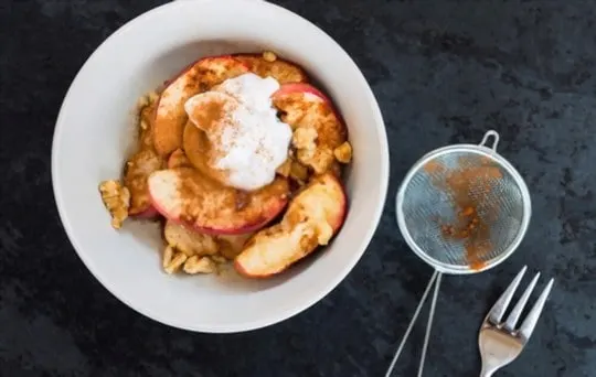 warm cinnamon apples