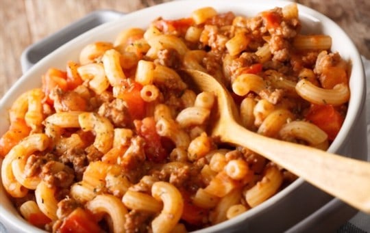 what to serve with american goulash best side dishes