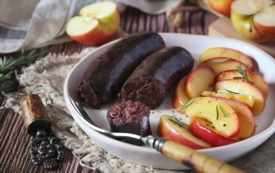 what to serve with blood sausage best side dishes