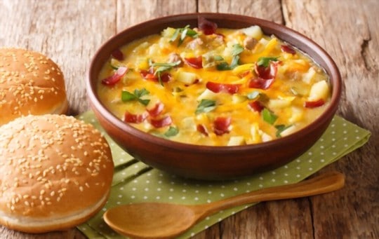 What to Serve with Cheeseburger Soup? 8 BEST Side Dishes
