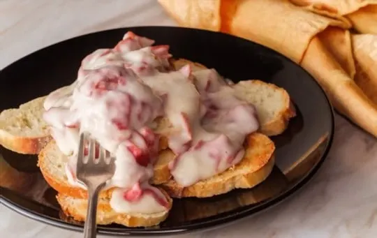 What to Serve with Creamed Chipped Beef? 8 BEST Side Dishes