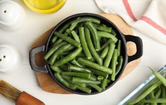 What to Serve with Green Beans? 8 BEST Side Dishes