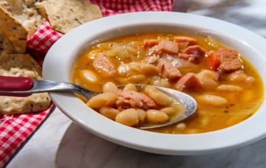 what to serve with navy bean soup best side dishes